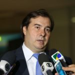 Rodrigo Maia diz que prazo maior para Refis poderá arrecadar de R$ 7 bilhões a R$ 9 bilhões